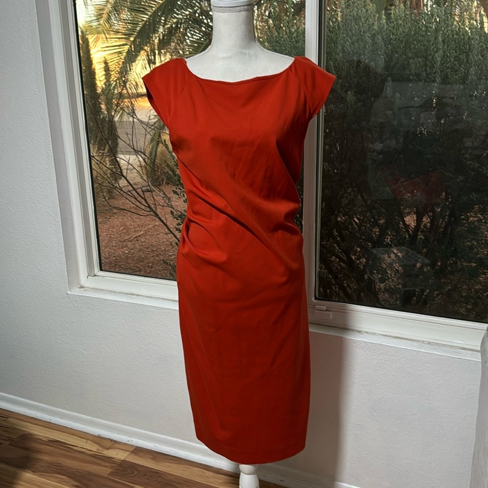 DIANE VON
FURSTENBERG
Gabi Knit Suiting Midi Dress
Size: XL | US 12